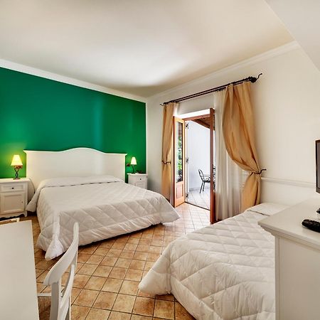 Hotel Villa Enrica - Aeolian Charme Липари Екстериор снимка